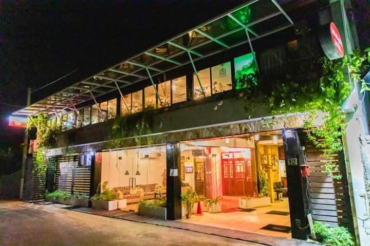 Chinese Lotus Luxapathiya - Shanghai Hotel Moratuwa Εξωτερικό φωτογραφία