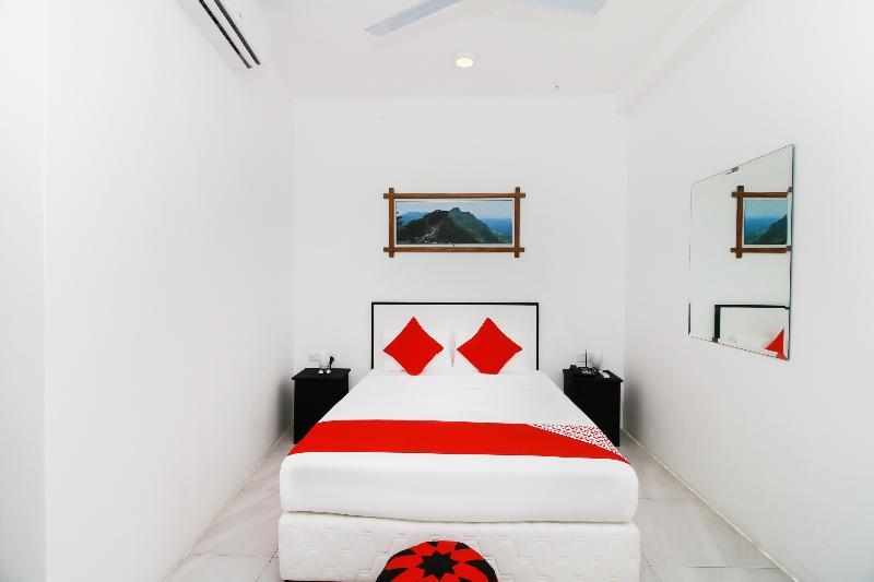 Chinese Lotus Luxapathiya - Shanghai Hotel Moratuwa Εξωτερικό φωτογραφία